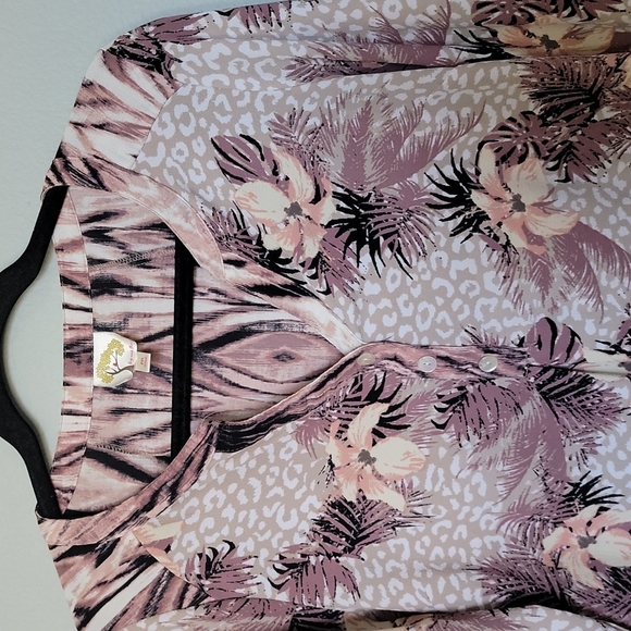 Fig & Flower Popover Office Boho Mixed Print Blouse Top Medium - Picture 3 of 5